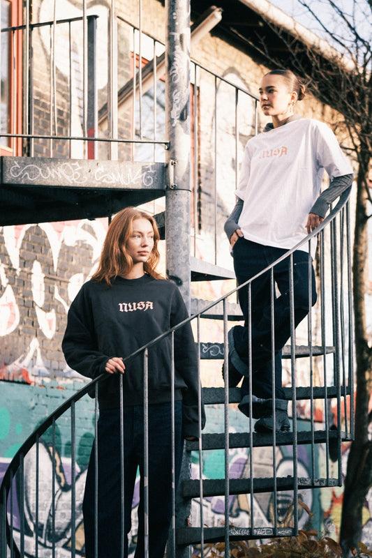 Planet Nusa X Dansk Flygtningehjælp - brun